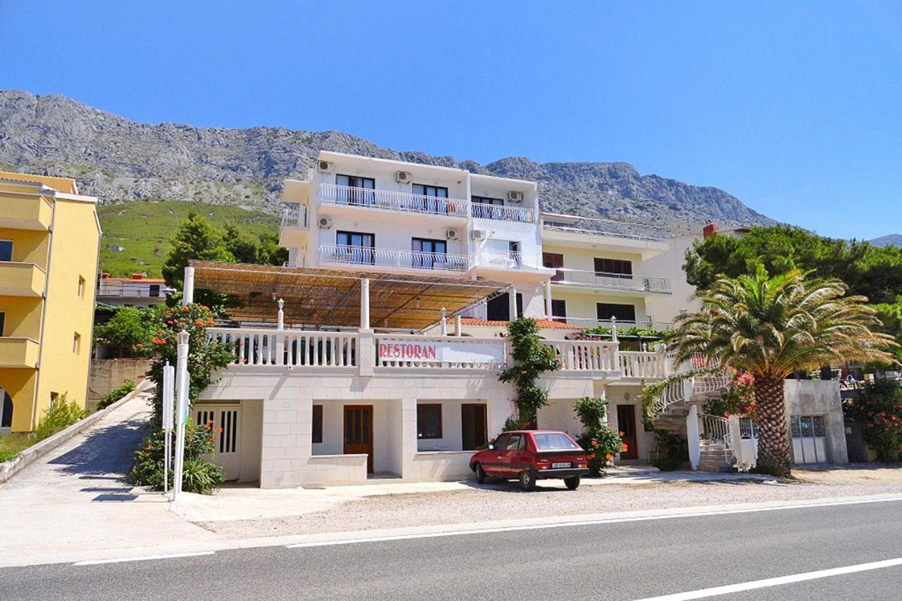 Apartments And Rooms By The Sea Lokva Rogoznica, Omis - 2973 Exterior photo